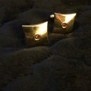 Hickok cuff links vintage gold tone raised square stone detail in center